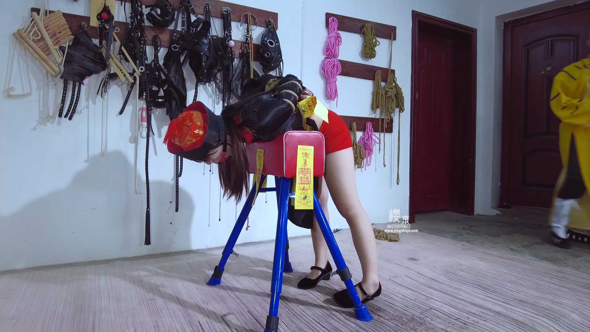 YS230 僵尸系列 天师斗僵尸 第一季.mp4_snapshot_11.15_[2025.02.27_15.42.00].jpg