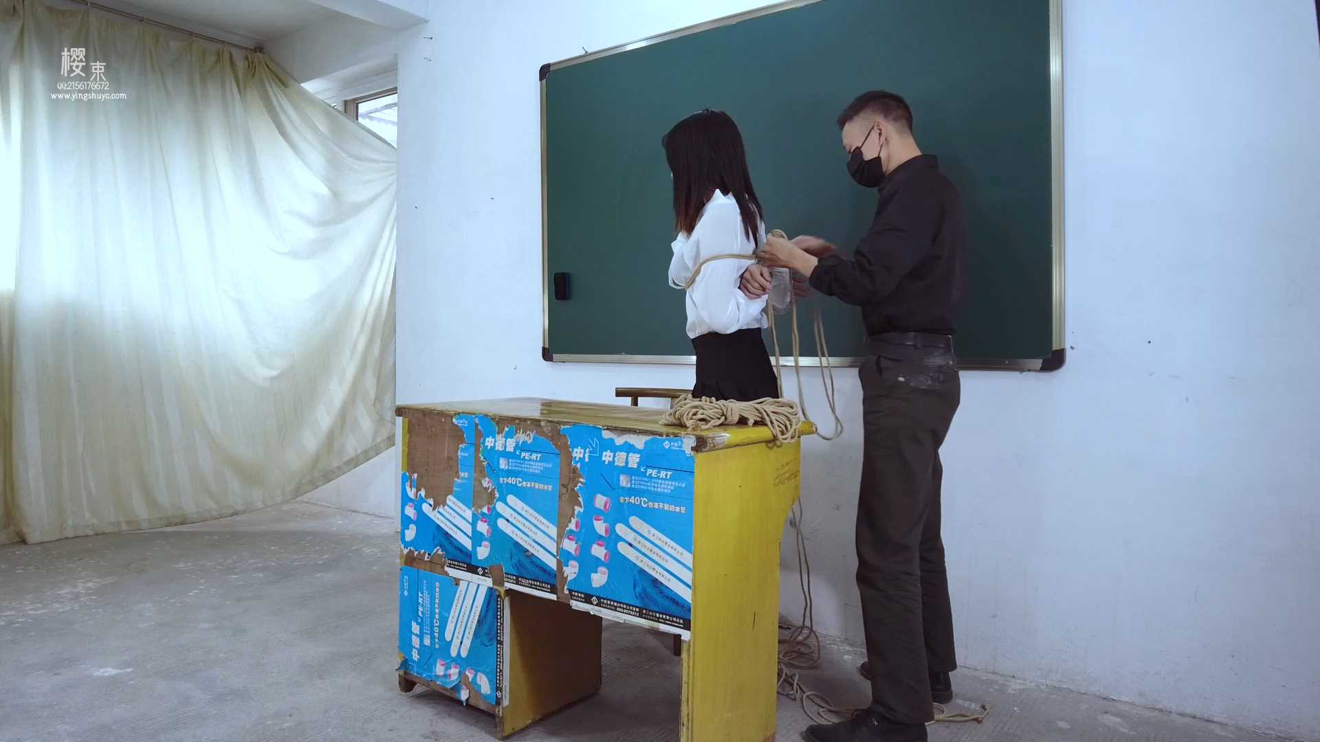 YS248 课室风波之老师间的游戏.mp4_snapshot_06.32_[2025.02.27_15.45.02].jpg