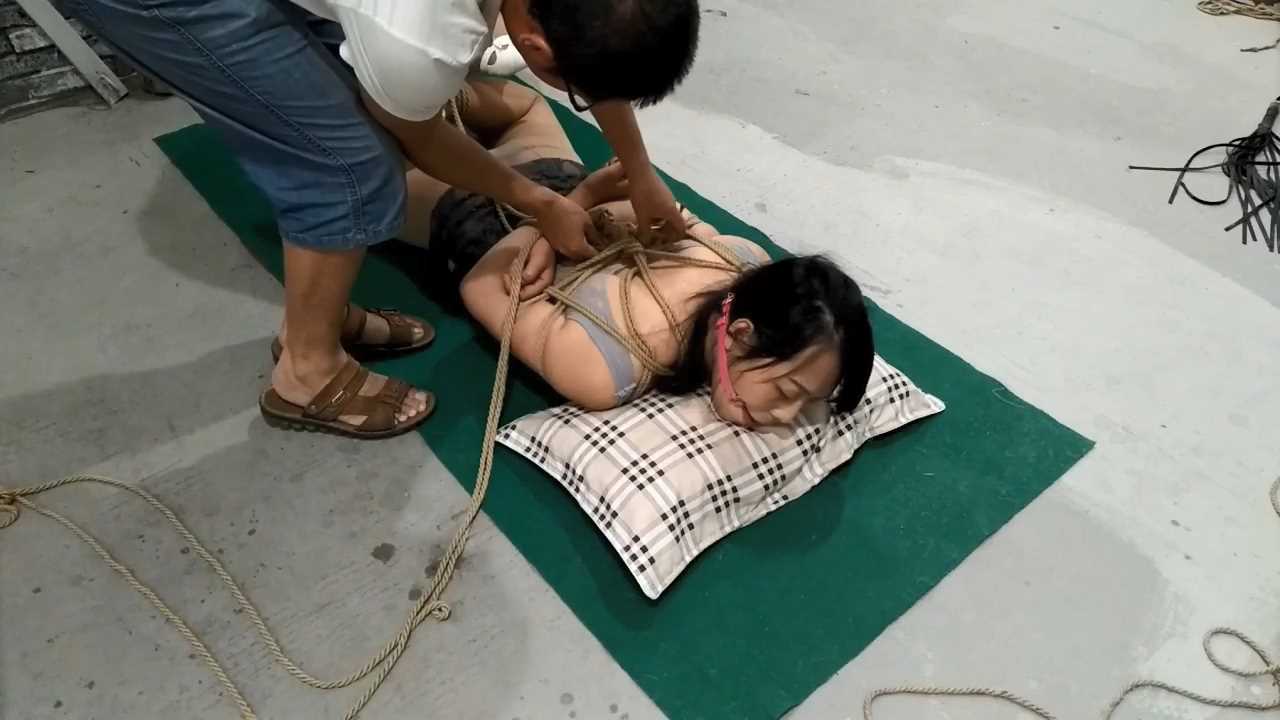 SXYC560 露露刑讯 终极股绳地狱 最后一部.mp4_snapshot_49.45_[2025.02.27_19.21.35].jpg