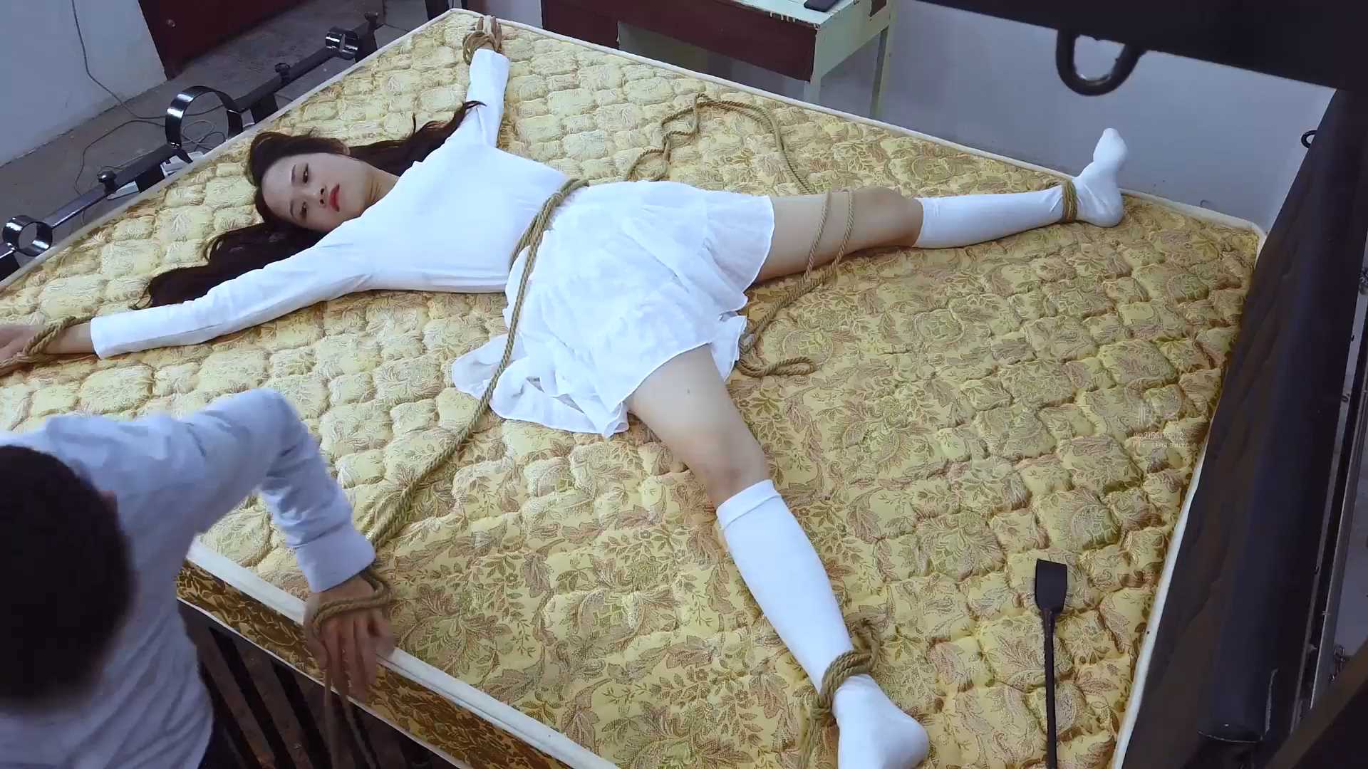 YS029 高材生的压力之释放压力.mp4_snapshot_07.18_[2025.02.26_09.03.52].jpg