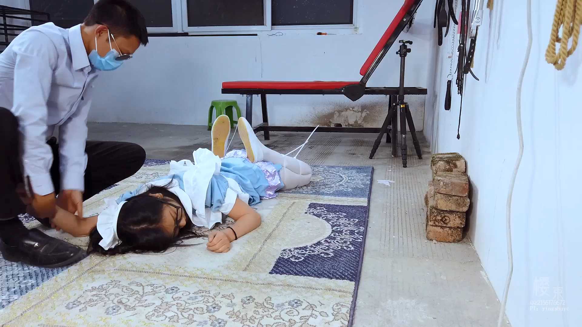 YS036 机器人娇娃之病毒感染.mp4_snapshot_06.53_[2025.02.26_09.05.00].jpg