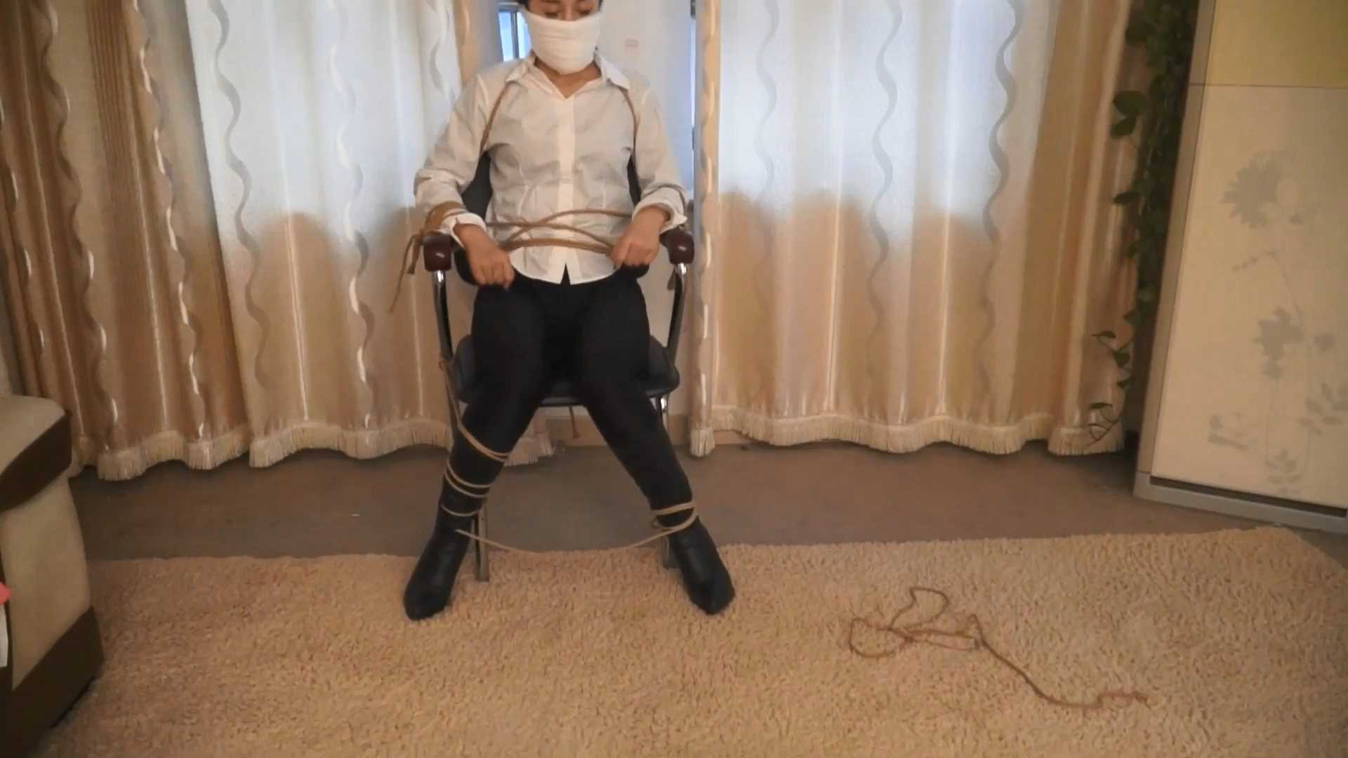 XYYC504.mp4_snapshot_01.12.18_[2025.02.24_15.52.51].jpg