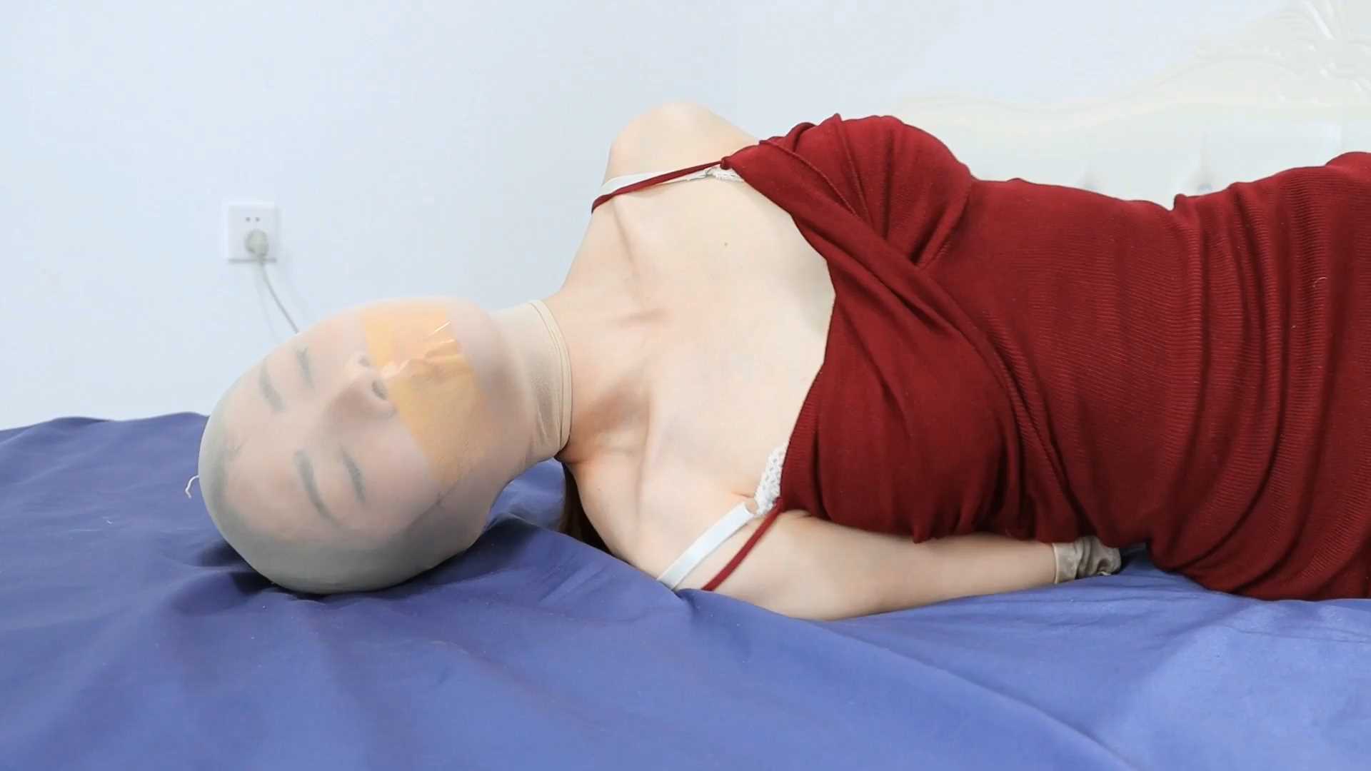 DYK126 危险的服务 校花之耻.mp4_snapshot_04.42_[2025.02.17_11.09.49].jpg