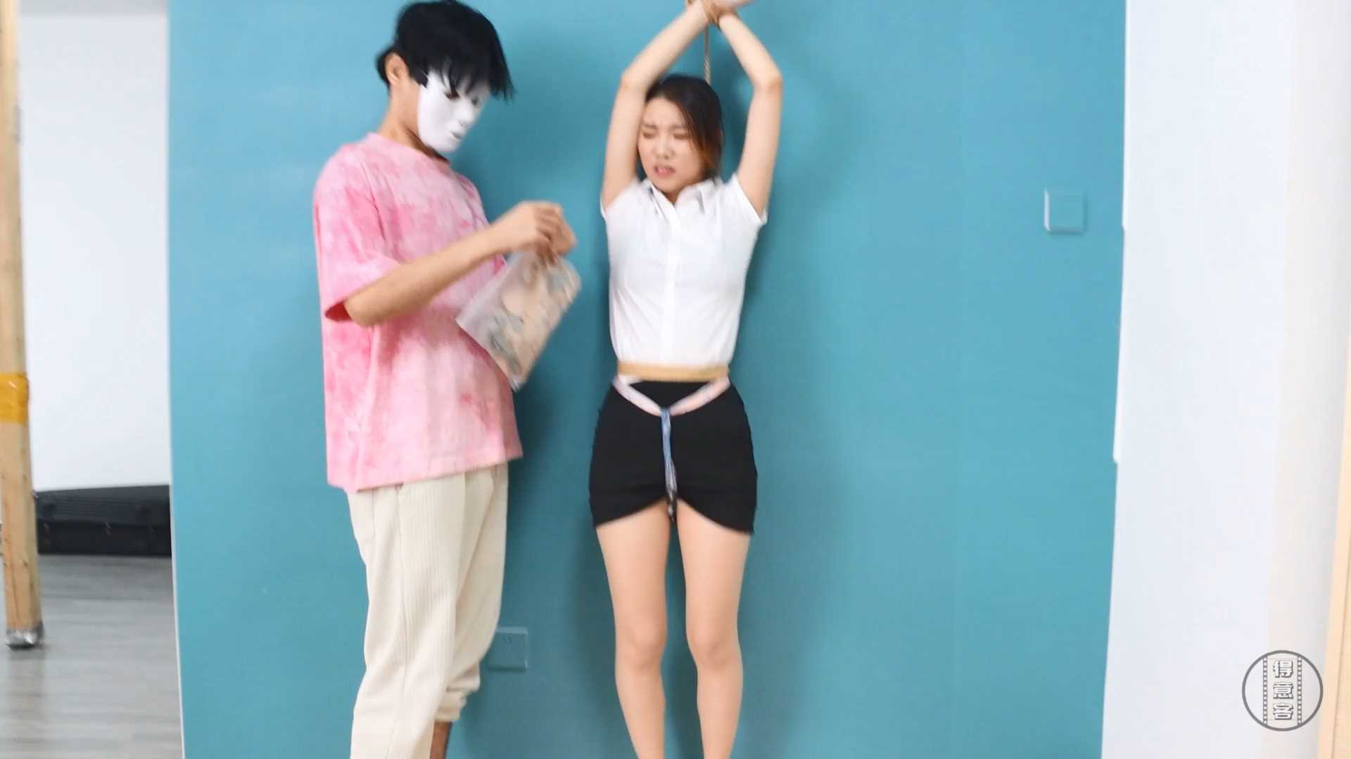 DYK131 一含严厉堵嘴.mp4_snapshot_33.56_[2025.02.17_11.10.44].jpg