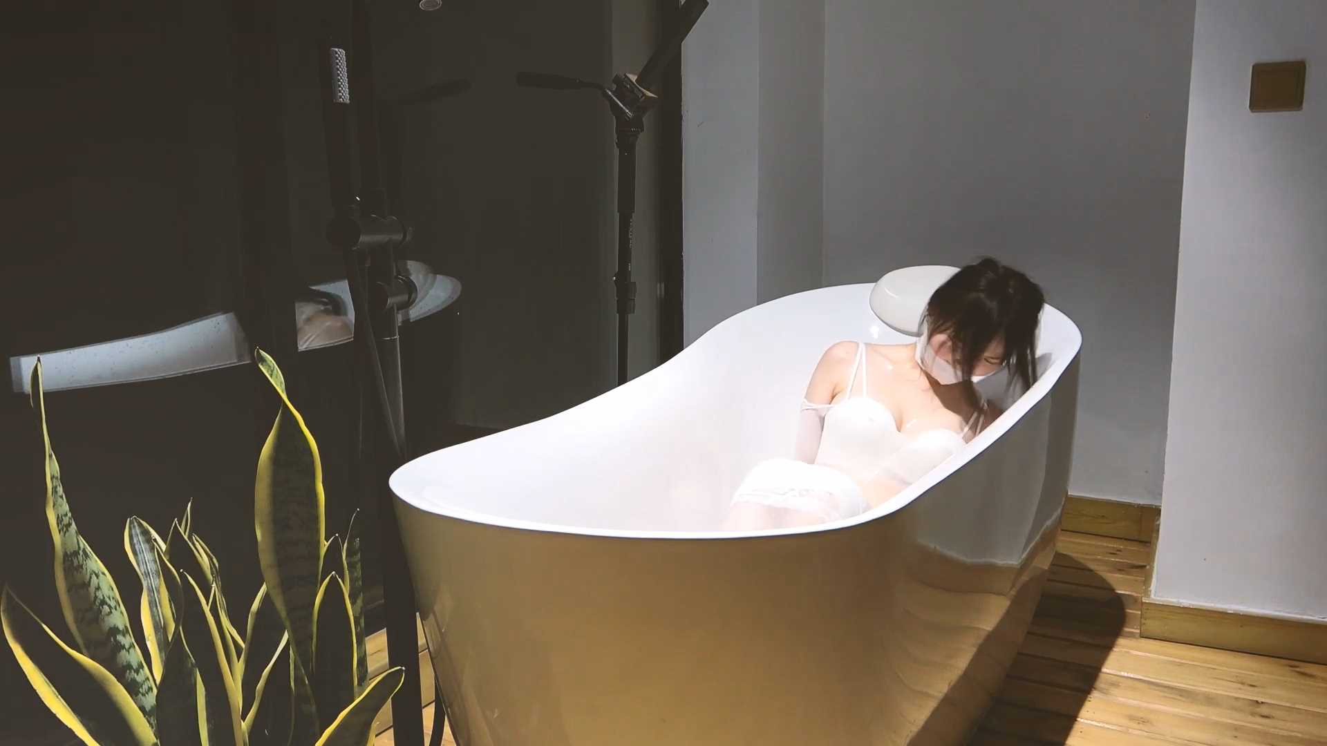 BDSY105.mp4_snapshot_00.00_[2025.03.01_13.37.52].jpg