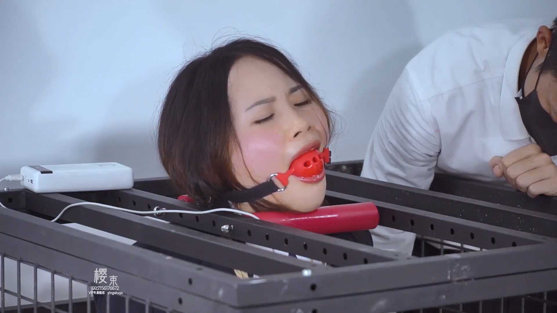 YS076 猥琐大叔与萝莉02.mp4_snapshot_00.00_[2025.02.26_09.12.21].jpg