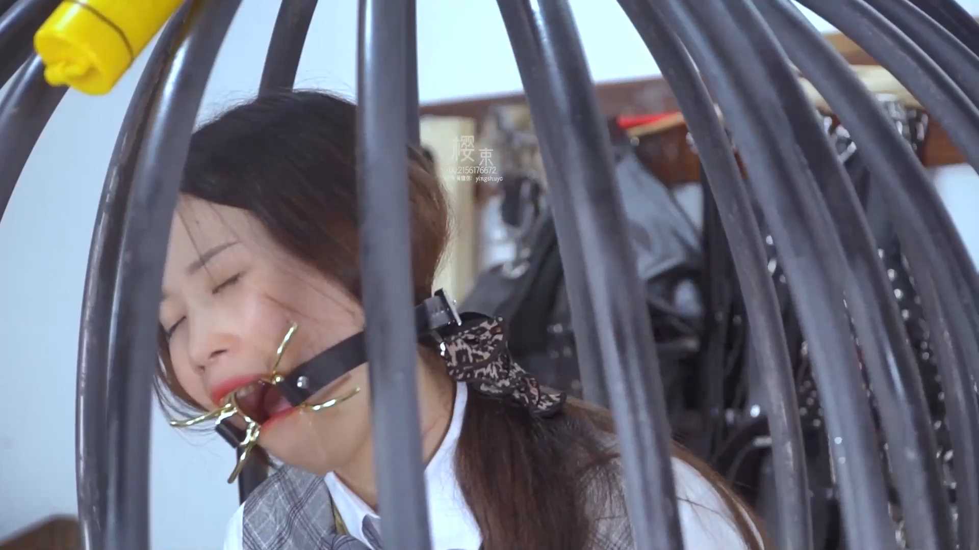 YS078 猥琐大叔与萝莉04.mp4_snapshot_28.37_[2025.02.26_09.12.40].jpg