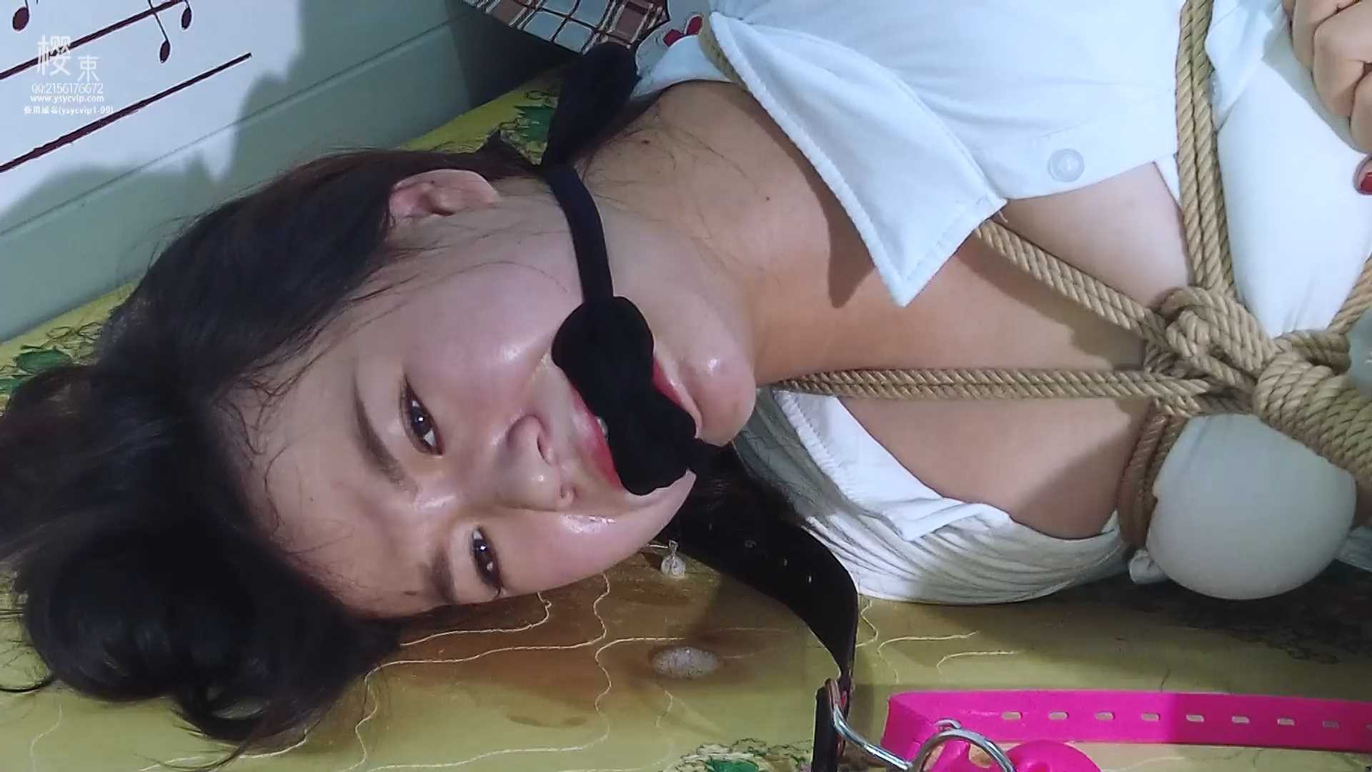 YS103 双女直播各种满足粉丝.mp4_snapshot_46.37_[2025.02.26_09.16.32].jpg