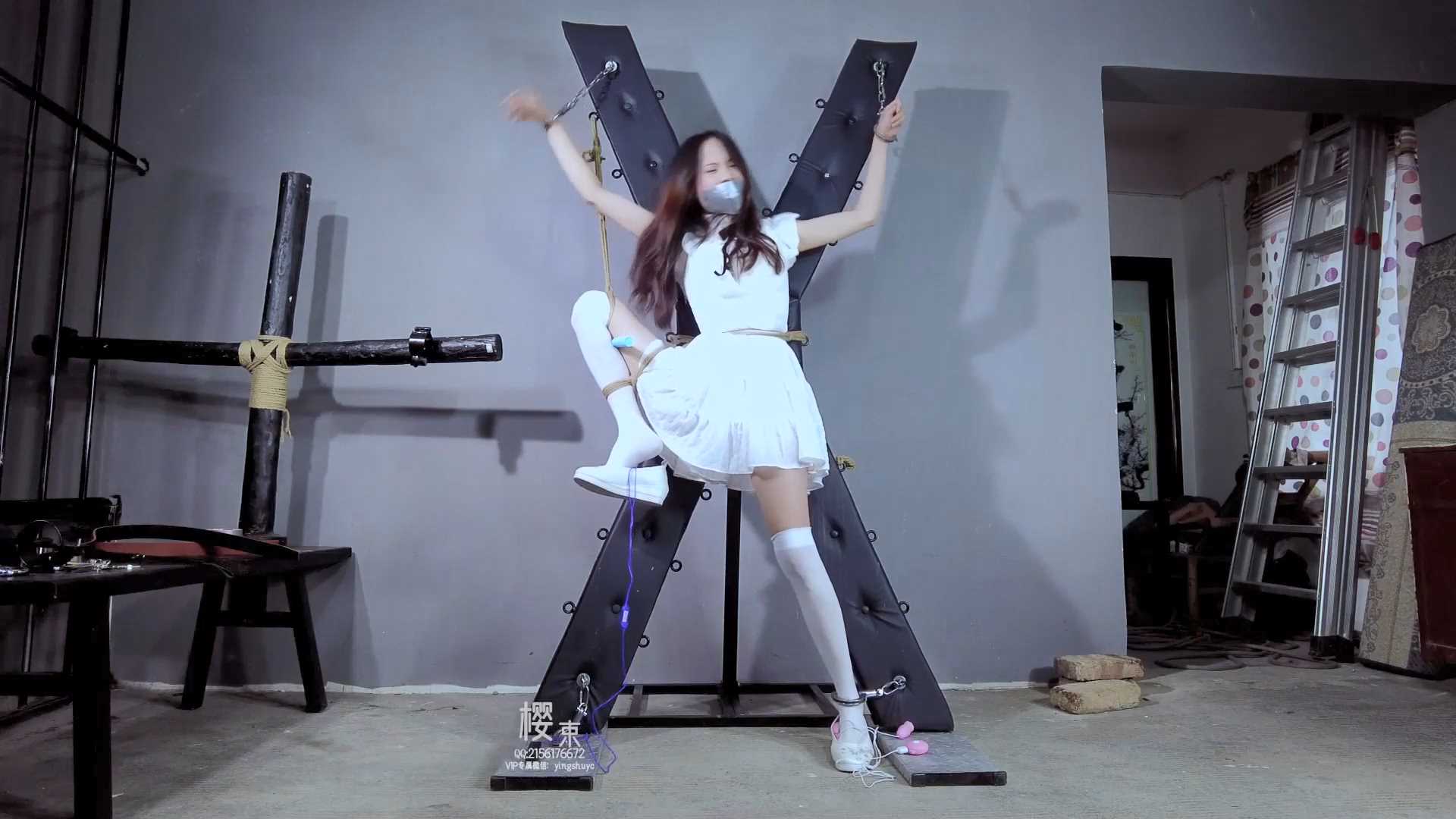 YS117 看哥哥如何对待不听话的妹妹.mp4_snapshot_30.01_[2025.02.26_09.18.47].jpg