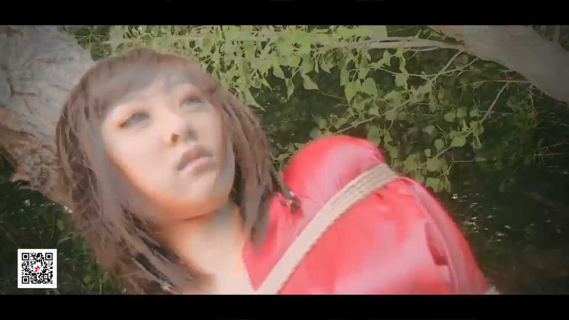 LGMS112 梦游仙境 河畔美束 佩佩.mp4_snapshot_02.09_[2025.02.21_21.18.03].jpg