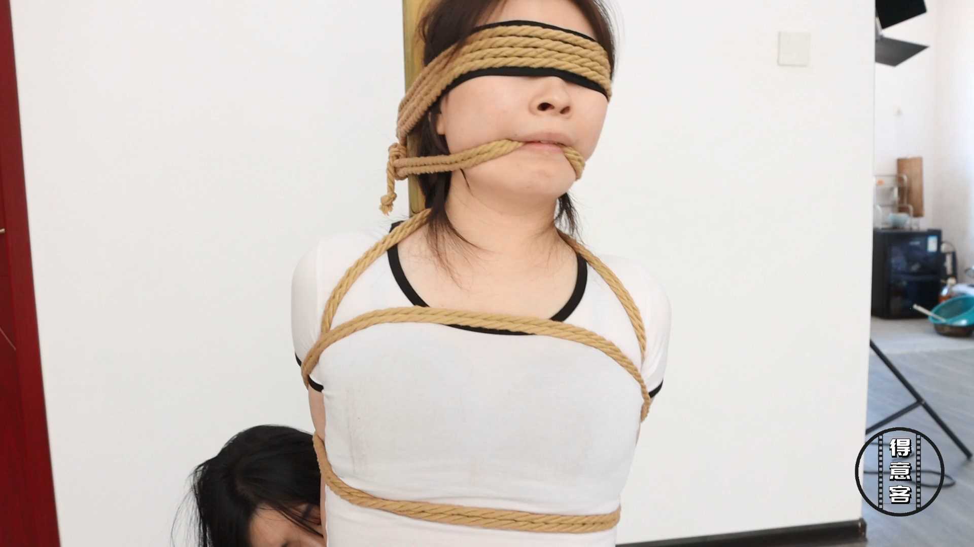DYK160 应聘陷阱03.mp4_snapshot_20.27_[2025.02.17_11.15.54].jpg