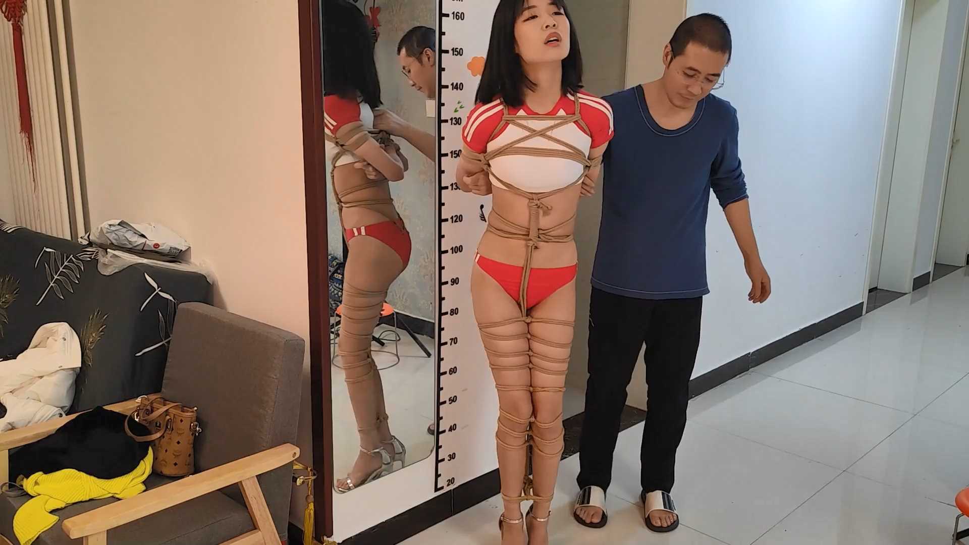 SXYC069 妍妍 被拷问的体育生.mp4_snapshot_36.10_[2025.03.01_18.01.34].jpg