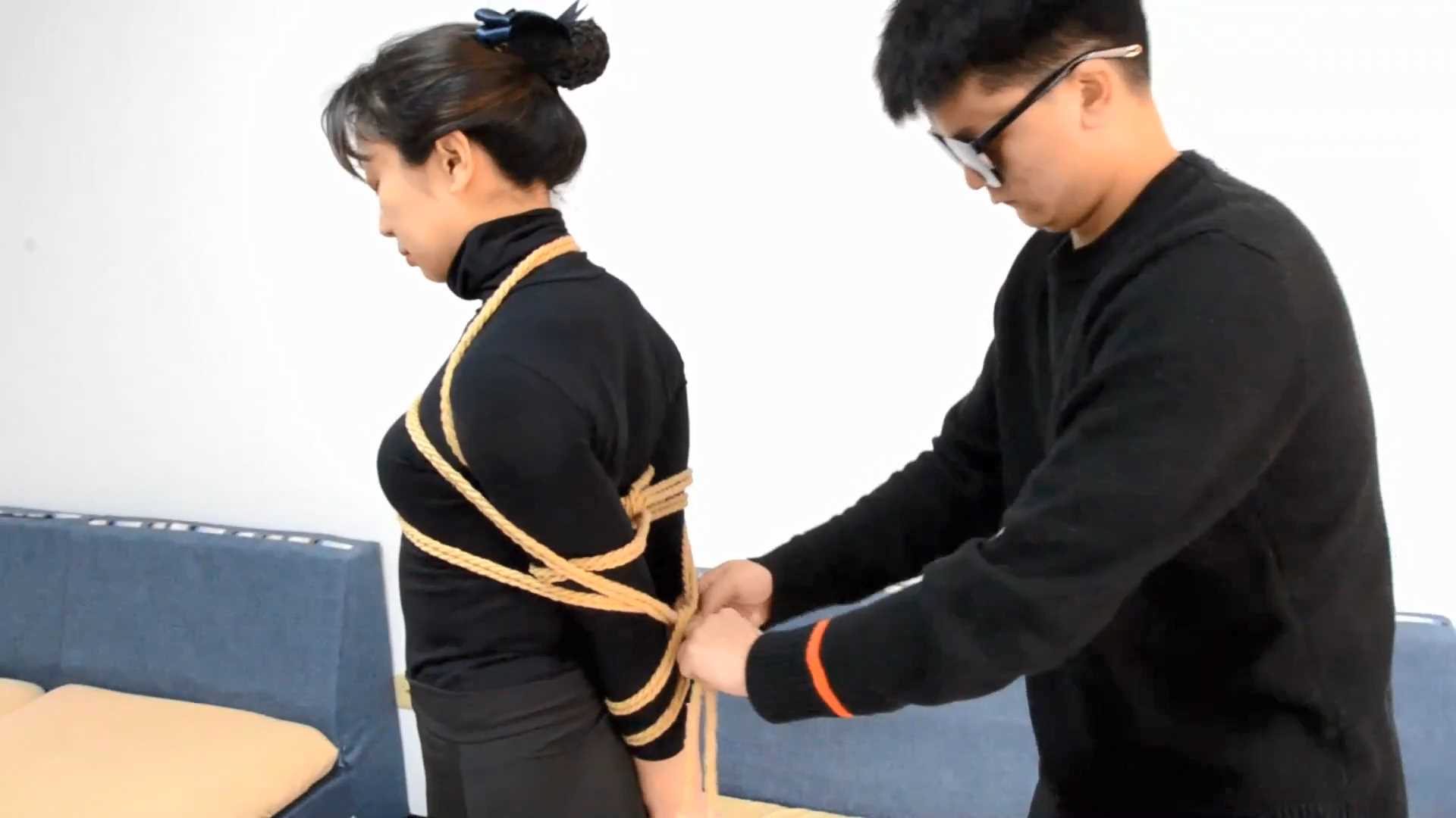 DYK177 女检察官遇难记.mp4_snapshot_02.34_[2025.02.17_11.19.25].jpg