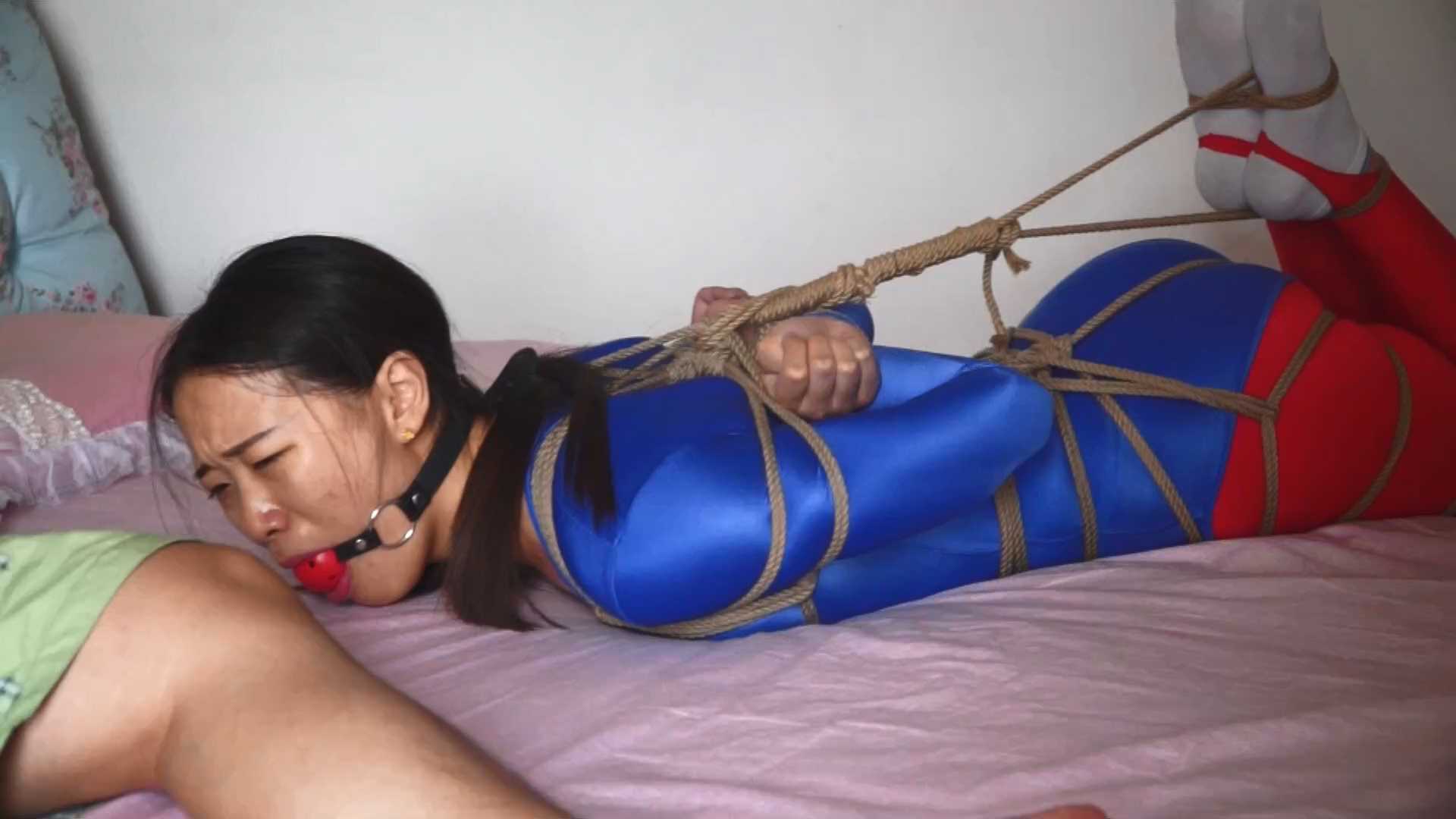 XYYC128.mp4_snapshot_07.06_[2025.02.24_11.35.28].jpg