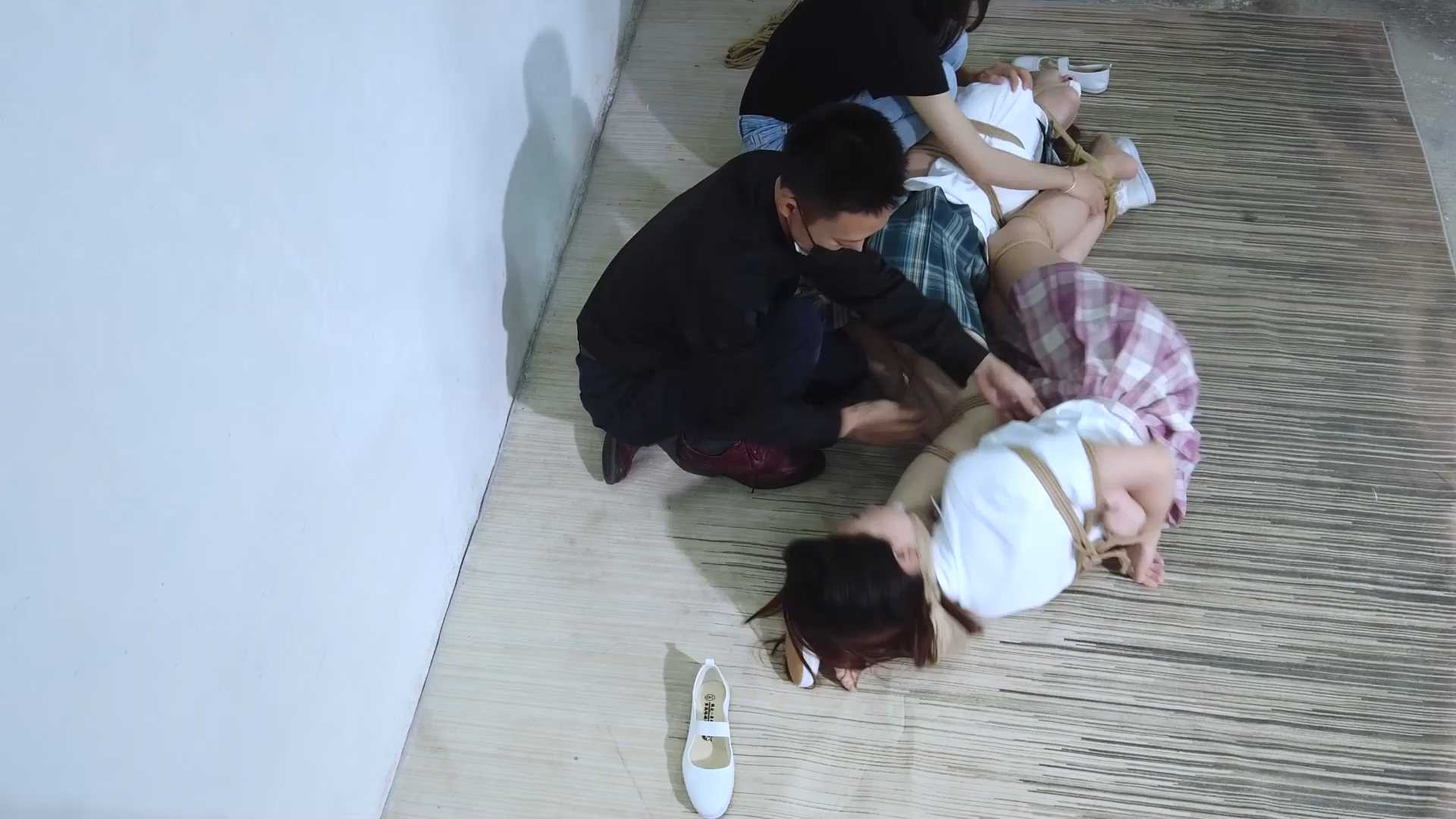 YS208 面试陷阱第二集.mp4_snapshot_10.17_[2025.02.27_13.43.54].jpg