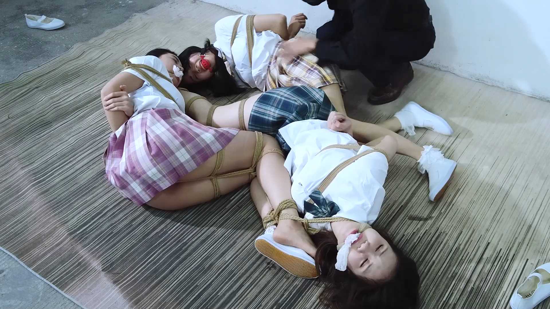 YS209 面试陷阱第三集 大反转.mp4_snapshot_14.10_[2025.02.27_13.44.02].jpg