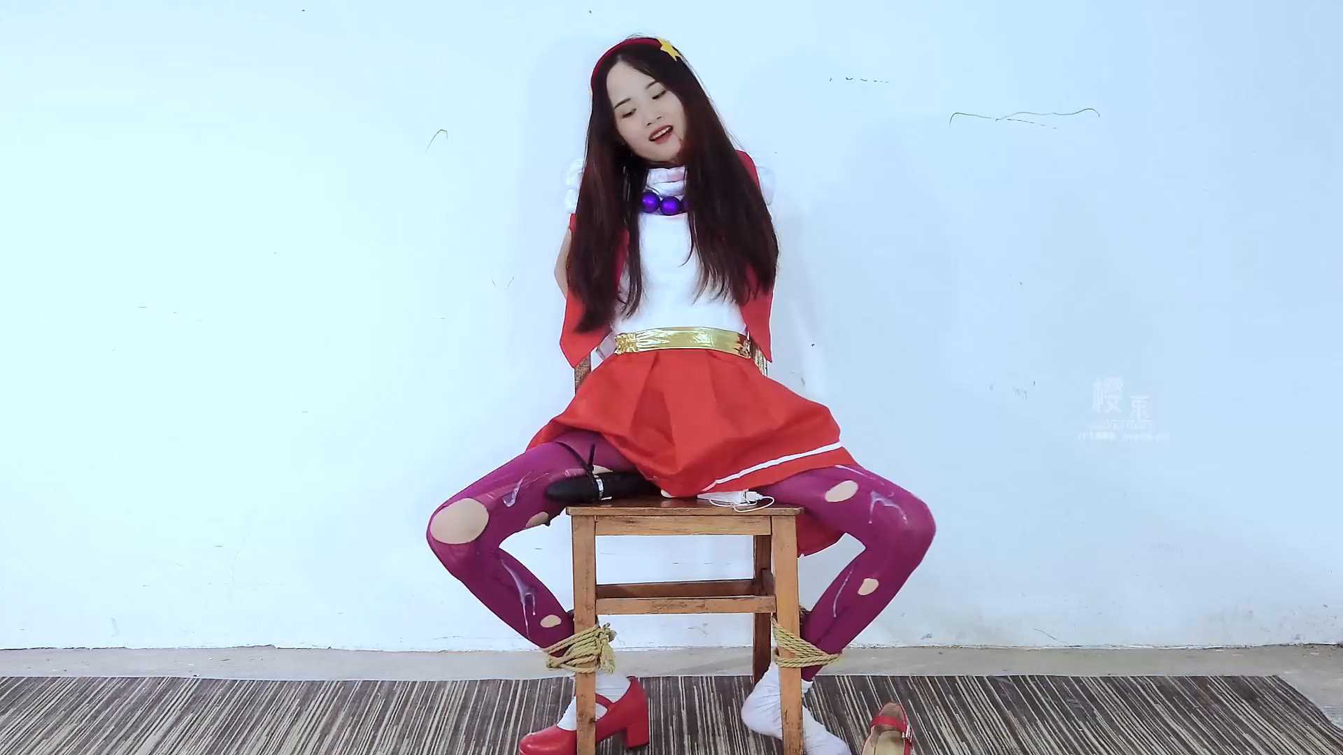 YS214 拳皇雅典娜老虎凳受辱无限榨汁 合集版.mp4_snapshot_48.55_[2025.02.27_13.44.45].jpg