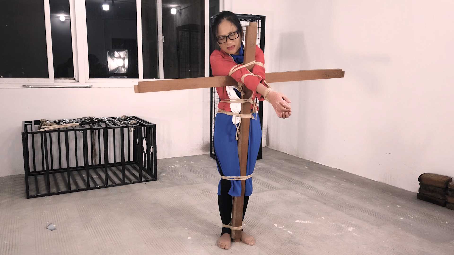 YS215 热血烈女之十指之痛.mp4_snapshot_32.15_[2025.02.27_13.44.54].jpg