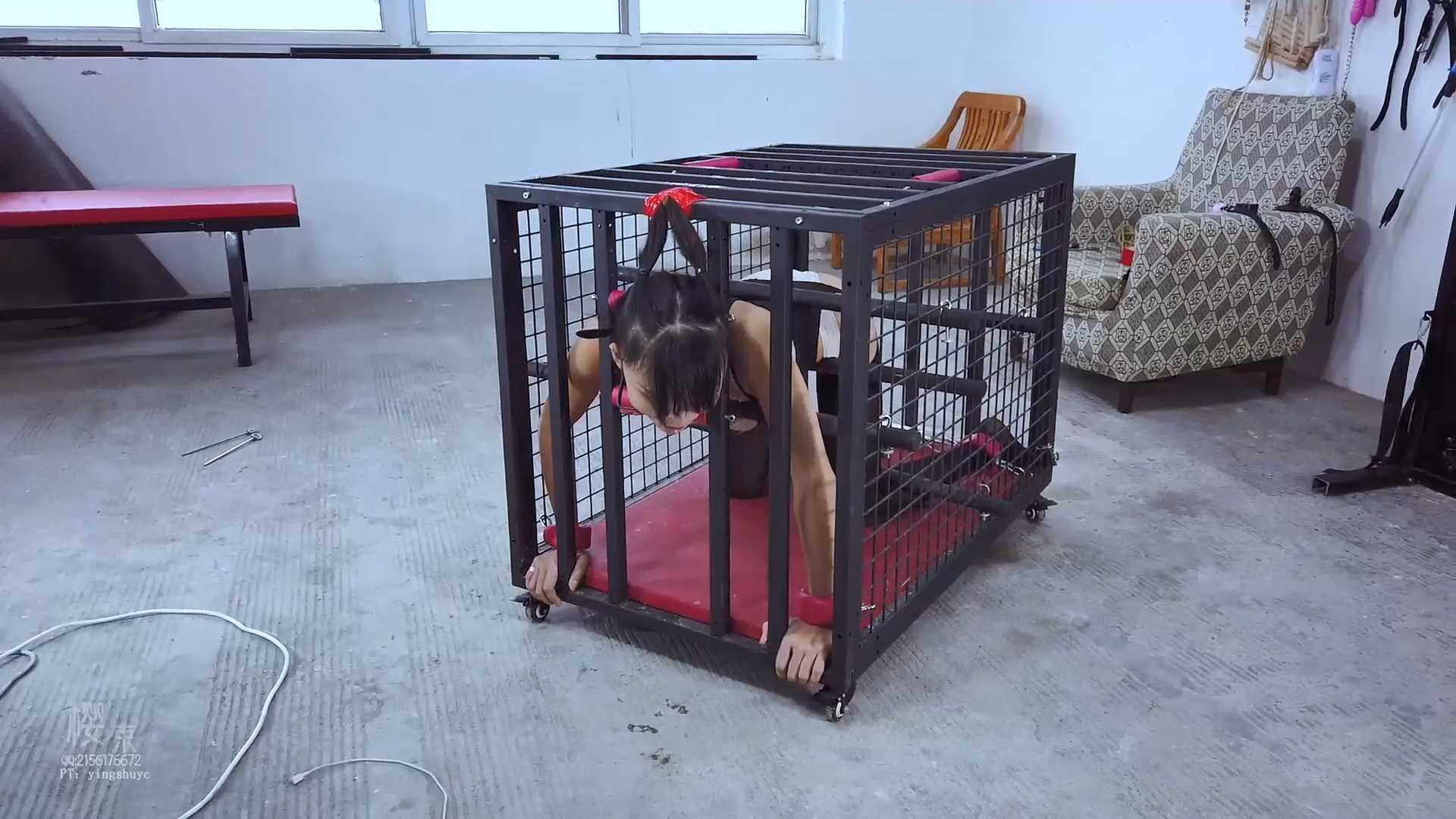 YS221 莉莉的训奴计划第十天.mp4_snapshot_00.00_[2025.02.27_15.39.52].jpg