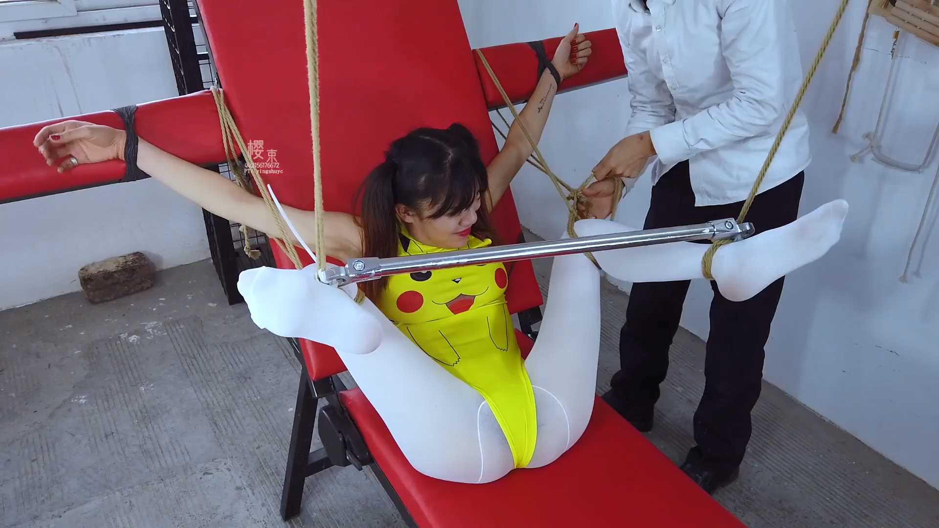 YS243 莉莉的训奴计划第十七天.mp4_snapshot_17.32_[2025.02.27_15.44.15].jpg