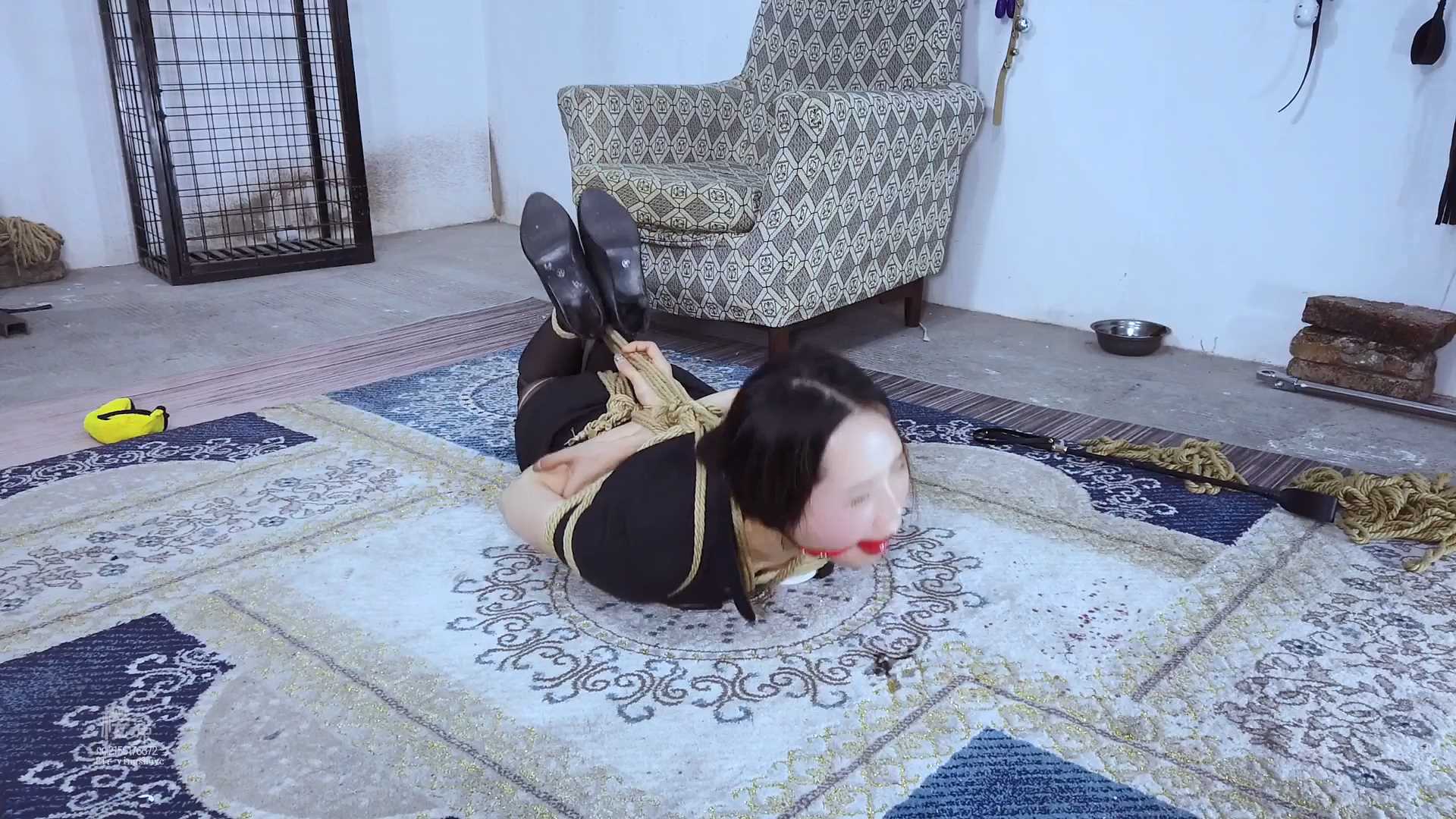YS256 我的抽烟女友.mp4_snapshot_28.34_[2025.02.27_15.46.45].jpg