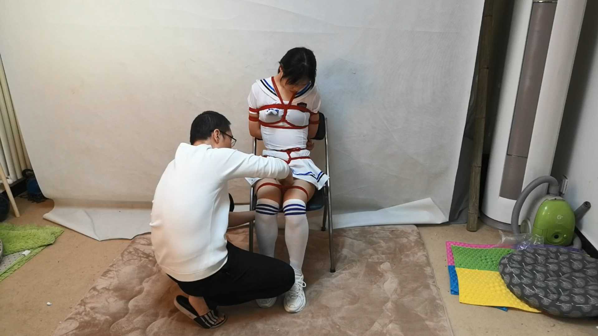 SXYC194 诗园 清纯学妹白色水手服.mp4_snapshot_13.24_[2025.03.01_18.29.22].jpg