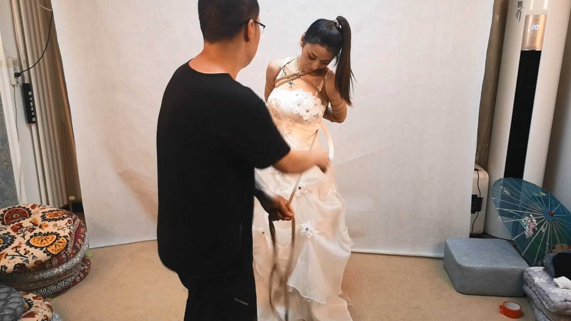 SXYC557 定拍婚纱噩梦.mp4_snapshot_00.31.17_[2025.02.27_19.20.58].jpg