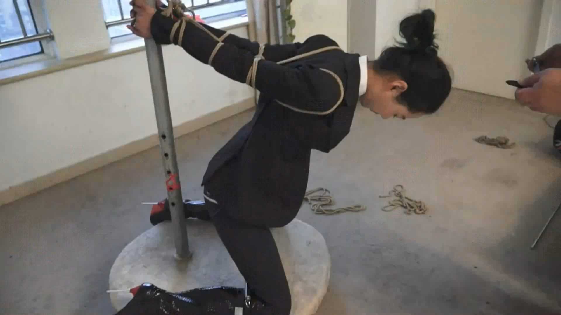 XYYC366.mp4_snapshot_03.53_[2025.02.24_15.15.52].jpg
