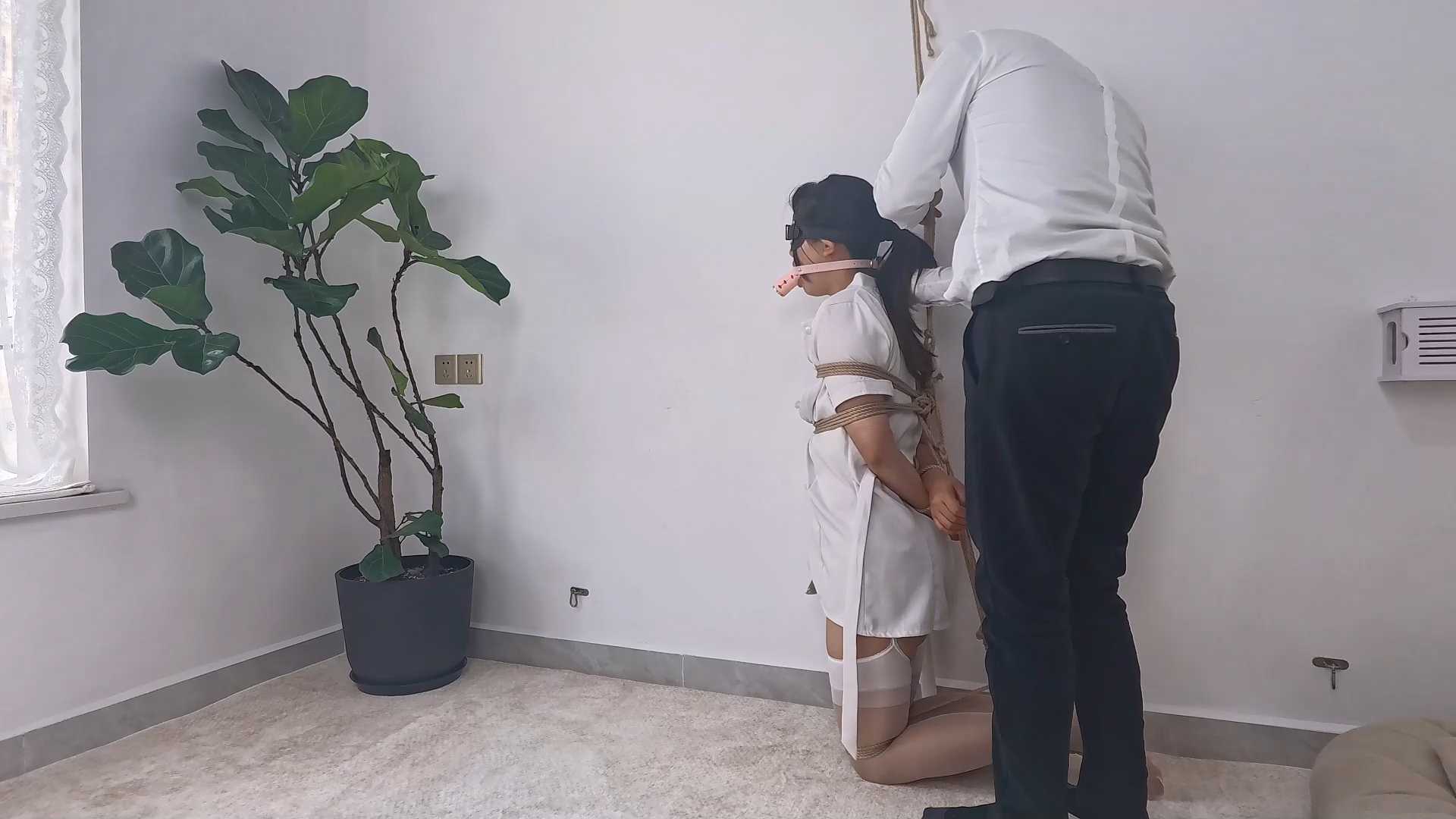 RMD0022 Raymond原创 少妇护士的特殊岗位第二集：不合格的服务带来的惩罚.mp4_snapsho.jpg