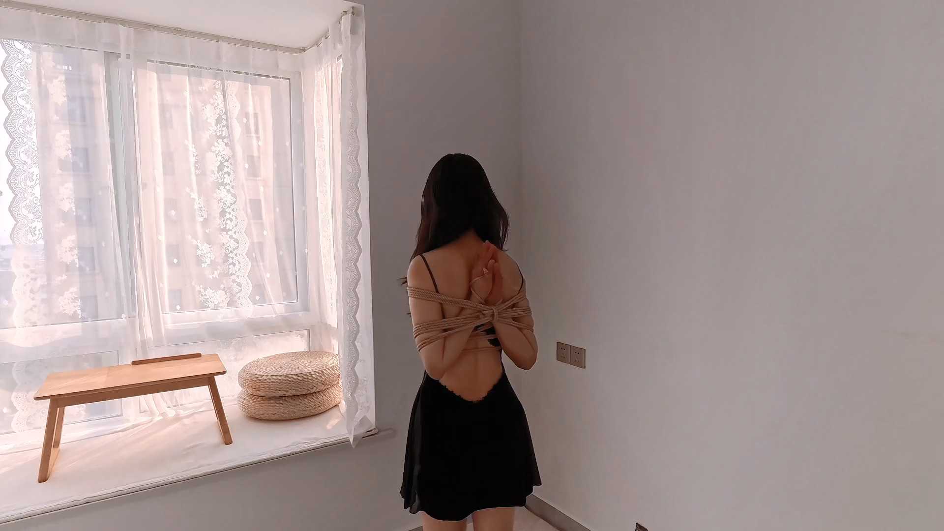 RMD0030 Raymond原创 后手观音的回音被迫锁上可操控Y栓贞操带，被迫进行各种试验.mp4_.jpg