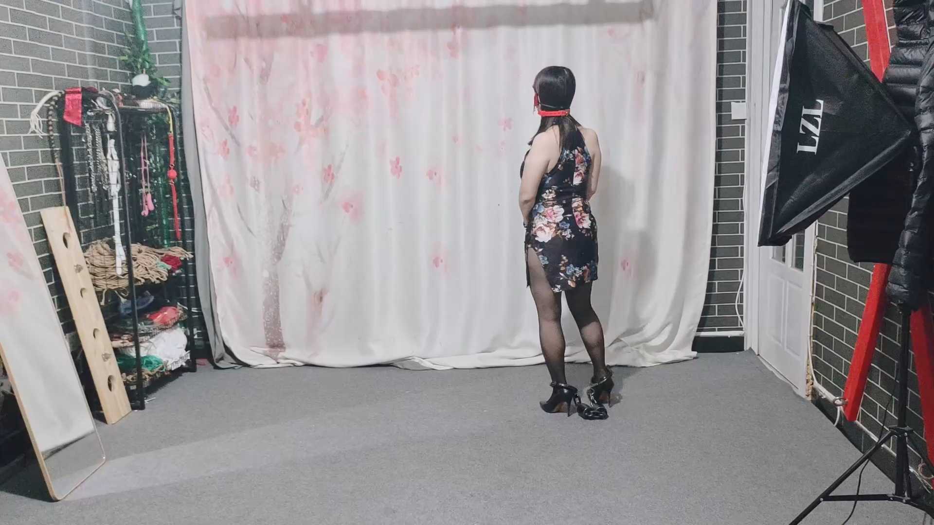 XXGZS0009.mp4_snapshot_15.08_[2025.04.16_19.15.45].jpg