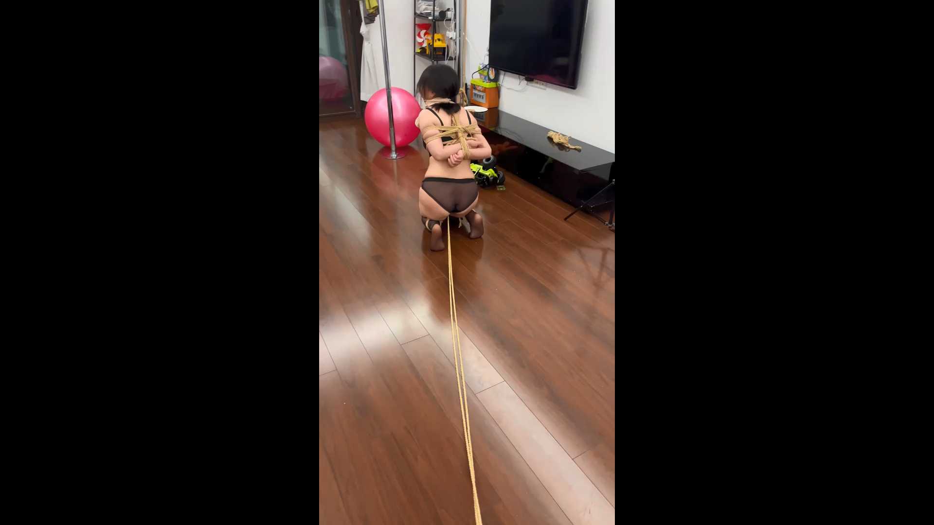 MZ034.mp4_snapshot_23.31_[2025.04.11_16.06.00].jpg