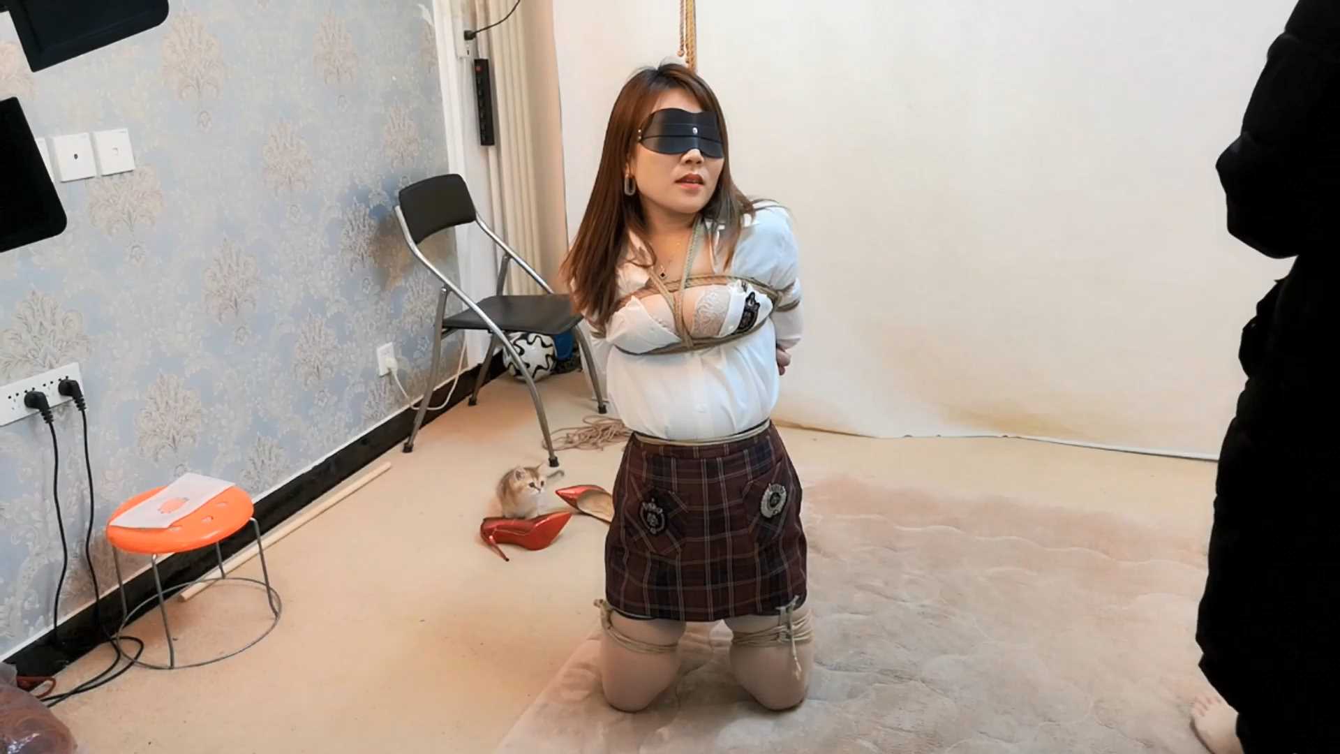 SXYC216 丰满的女爱慕梁莉莉首次捆绑体验.mp4_snapshot_20.10_[2025.03.01_18.38.59].jpg