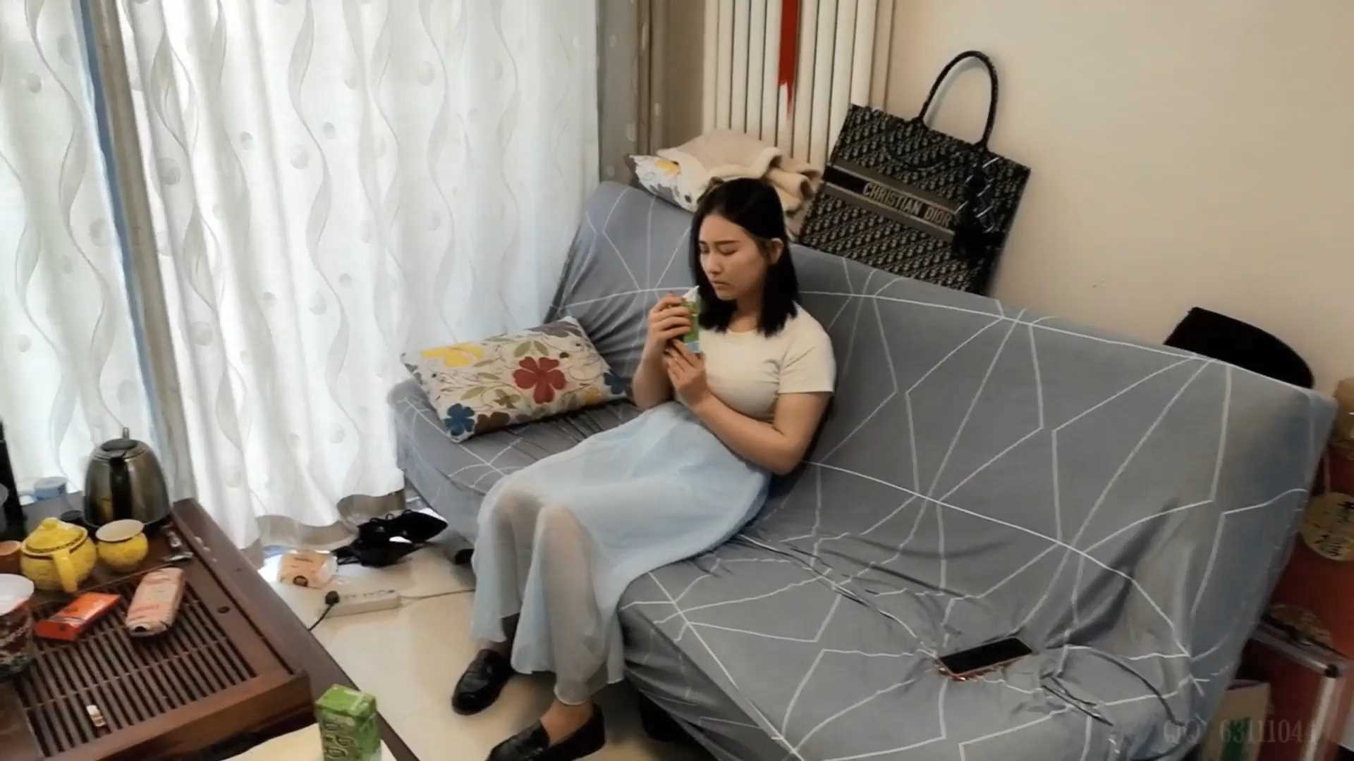 SXYC221 补习的班主任与学生1.mp4_snapshot_05.30_[2025.03.01_18.40.19].jpg