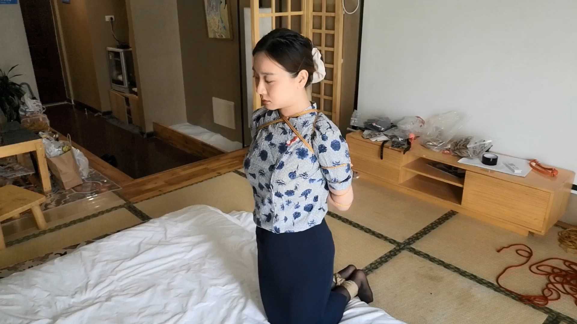SXYC390 驷马紧缚的黑丝空姐.mp4_snapshot_18.53_[2025.03.01_19.19.45].jpg