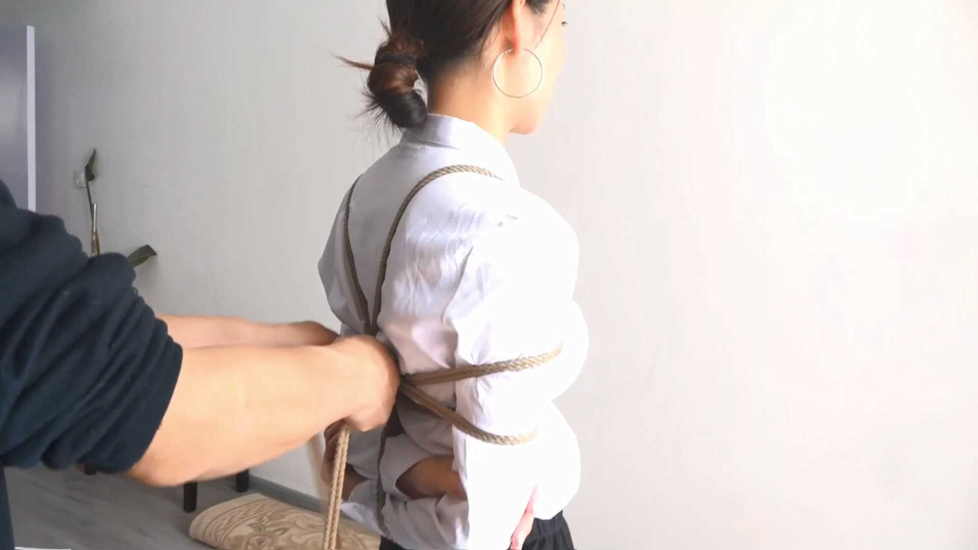 XYYC598.mp4_snapshot_04.10_[2025.02.24_16.18.42].jpg