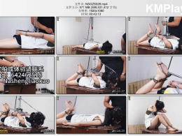 娜绳工作室_青柠手肘上方带了筒铐，手铐戴了小筒铐，脚腕戴着脚铐，脚趾上还戴了拇指铐