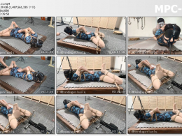 涵涵特辑_分腿驷马紧缚 马具充气口塞控制 PJ玩弄