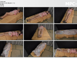 象人工作室_嗷嗷肉丝护士服封住嘴巴和眼睛 被固定在床上 td挣扎