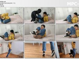 臭脚妹妹_渔网袜惹的祸 下集