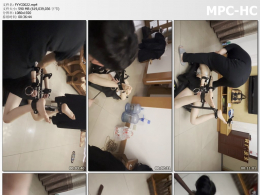 缚予原创_线下真实调教之24h不间断管教-惩罚篇 下集 数天的时间里小m经历了惩罚、奖励、放置、日常、羞辱、电击、姜罚等多种调教，这次小m被锁进驷马小车里接受打屁股、挠痒、耳光、踩踏